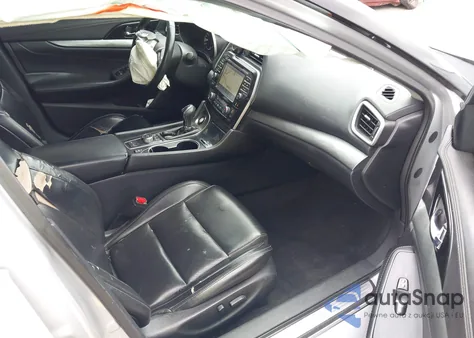 2018 Nissan Maxima 3.5 Sv z USA, uszkodzony, nr VIN 1N4AA6AP0JC388403